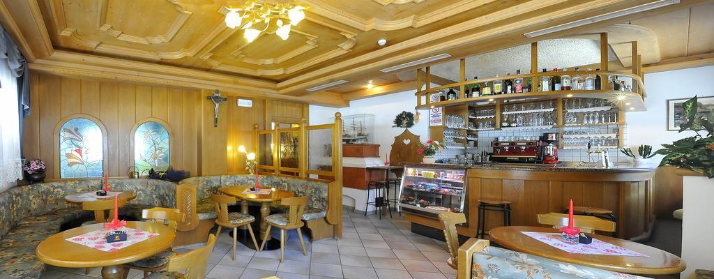 Hotel Rosalpina Rocca Pietore Kültér fotó