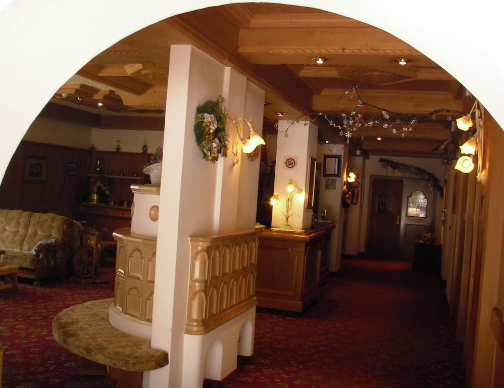 Hotel Rosalpina Rocca Pietore Kültér fotó